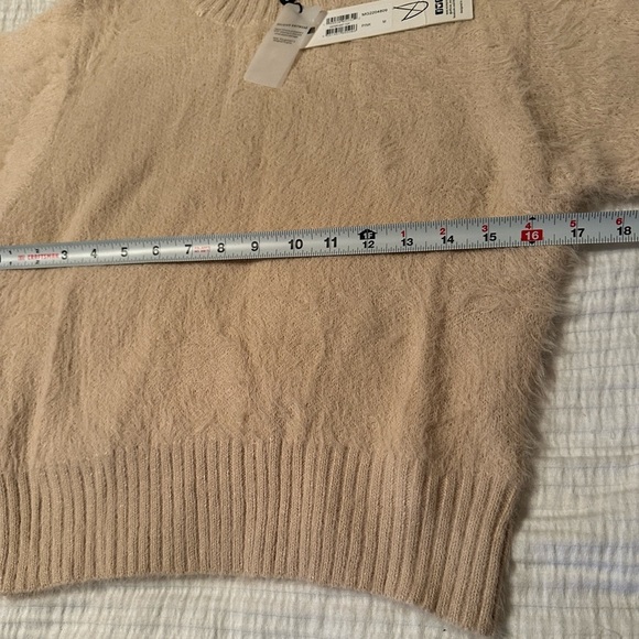 MinkPink Ester Knit Sweater - NWT - Size M - Picture 14 of 14
